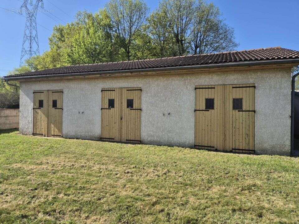Garage de 90m² à vendre- Saint Sauveur- terrain 598m²- - Autre à SAINT-SAUVEUR