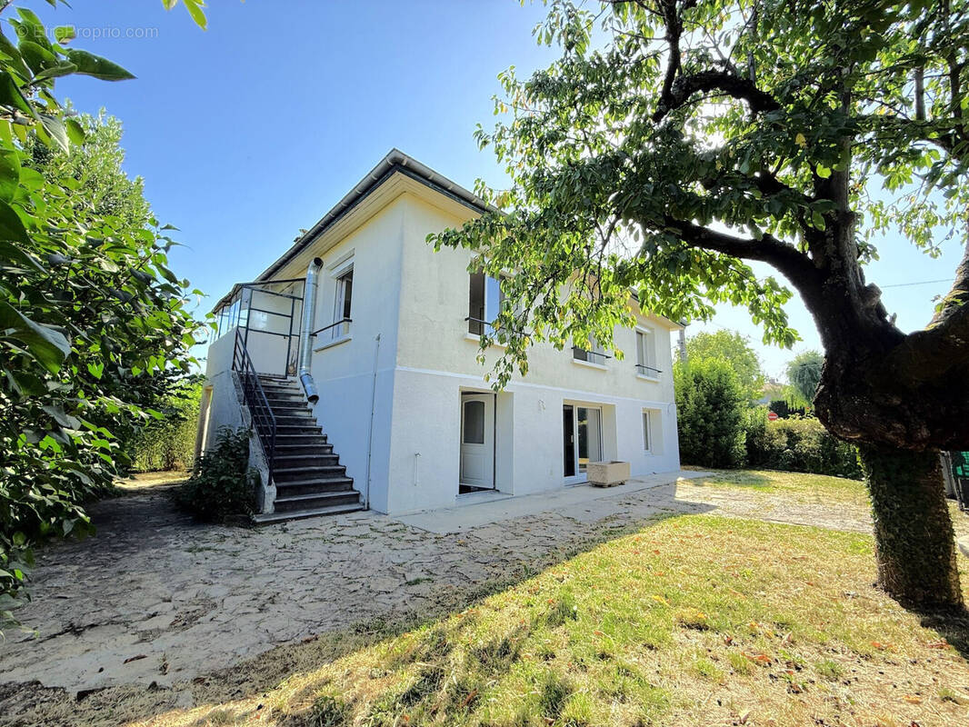 Maison à CHAPONOST