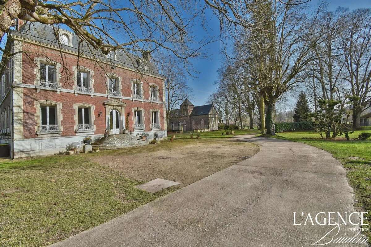 Maison 595 m² à Pacy-Sur-Eure  - photo 3