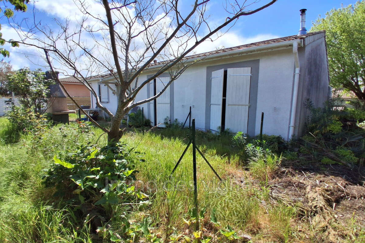 Maison à AMBARES-ET-LAGRAVE