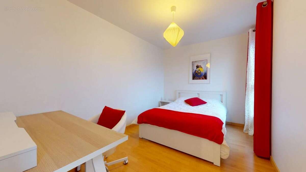 Appartement à MONTIGNY-LE-BRETONNEUX