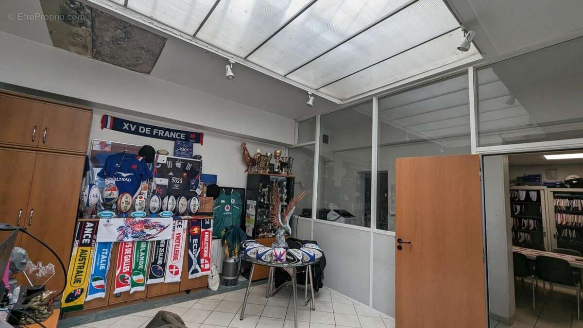 Appartement à LA GARENNE-COLOMBES