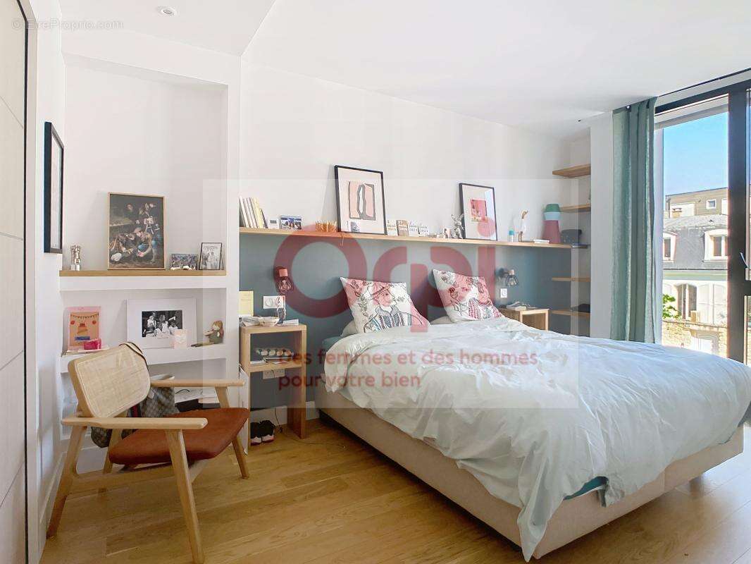 Maison à ISSY-LES-MOULINEAUX