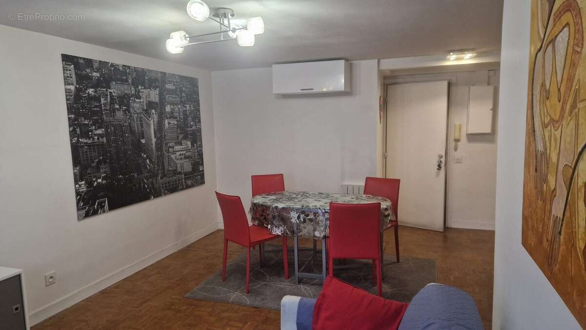 Appartement à SURESNES