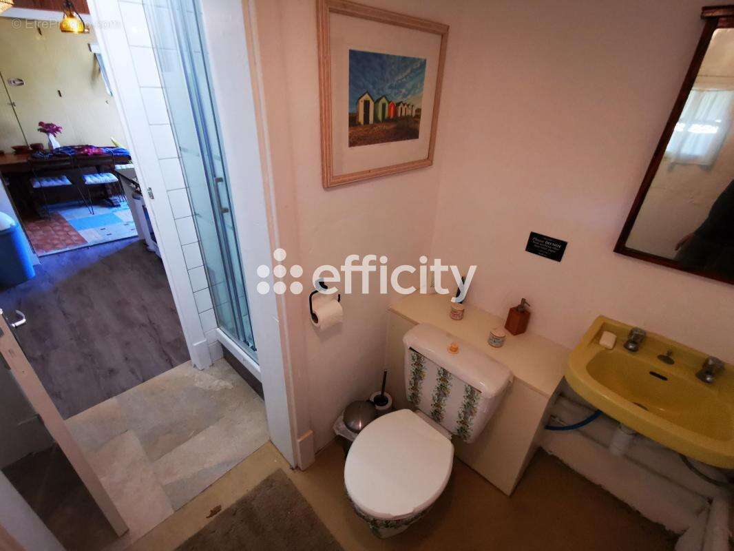 Maison 112 m² à Landelles-Et-Coupigny  - photo 25