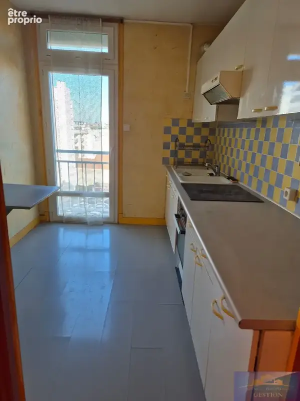 Appartement t3 / garage privatif / plein coeur de la ville - photo 3