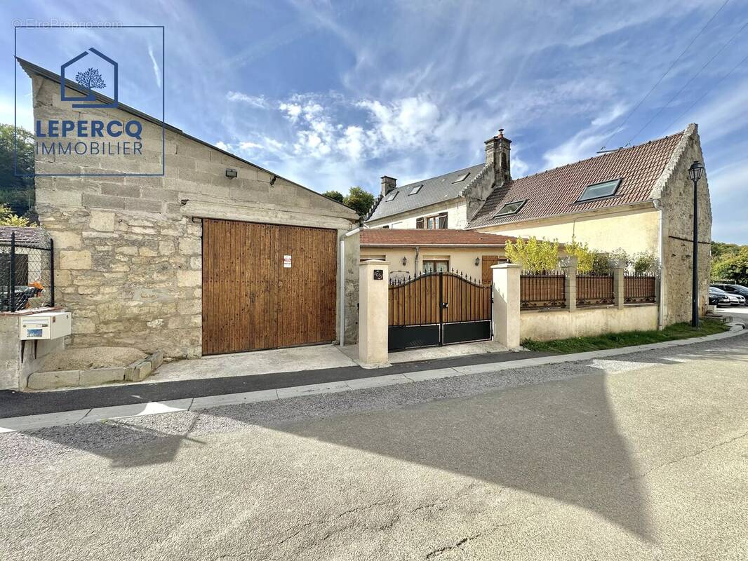 Maison à TAILLEFONTAINE