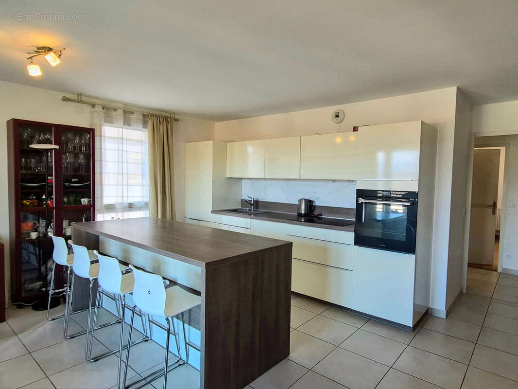 Superbe appartement T4 avec terrasse et vue Mont-Blanc   Proche frontière - photo 3