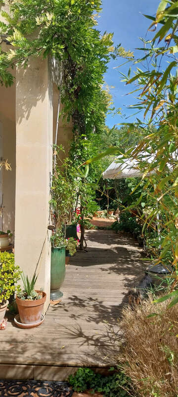 Maison bourgeoise avec jardin en centre village - photo 33