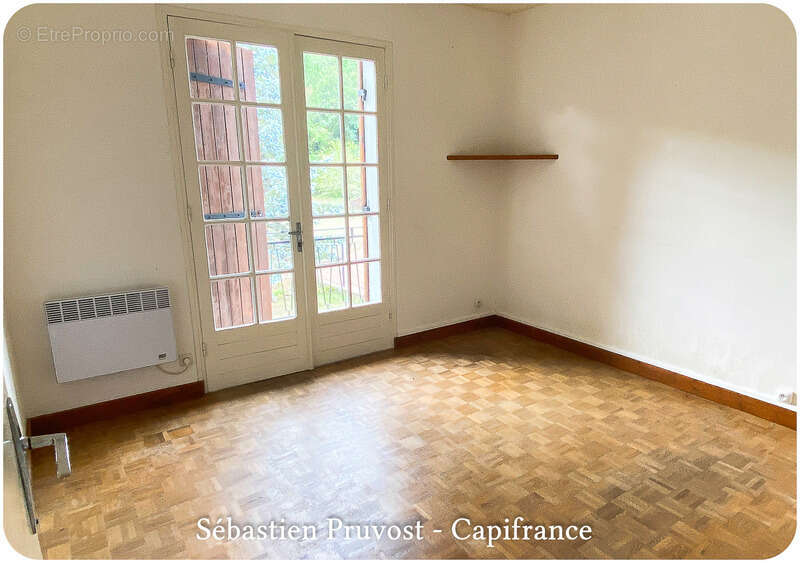 Maison à SAINT-PARDOUX-LA-RIVIERE