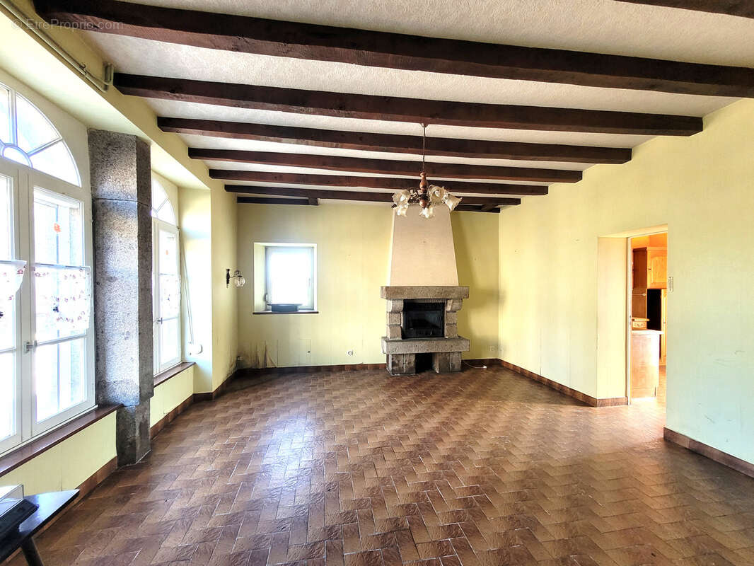Maison à CUGUEN