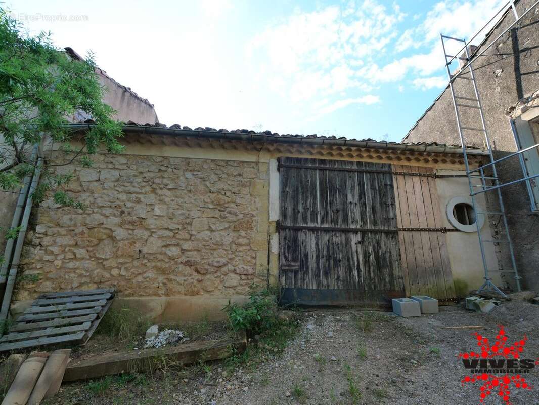 Maison à CREISSAN