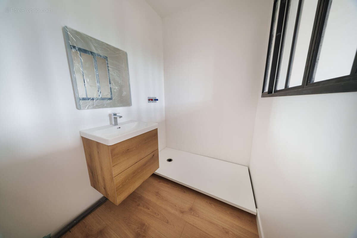 Appartement 105 m² à Chatelguyon  - photo 5