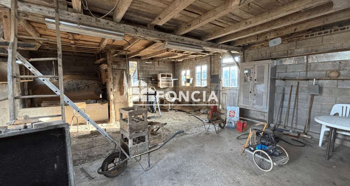 Maison à FRESNAY-SUR-SARTHE