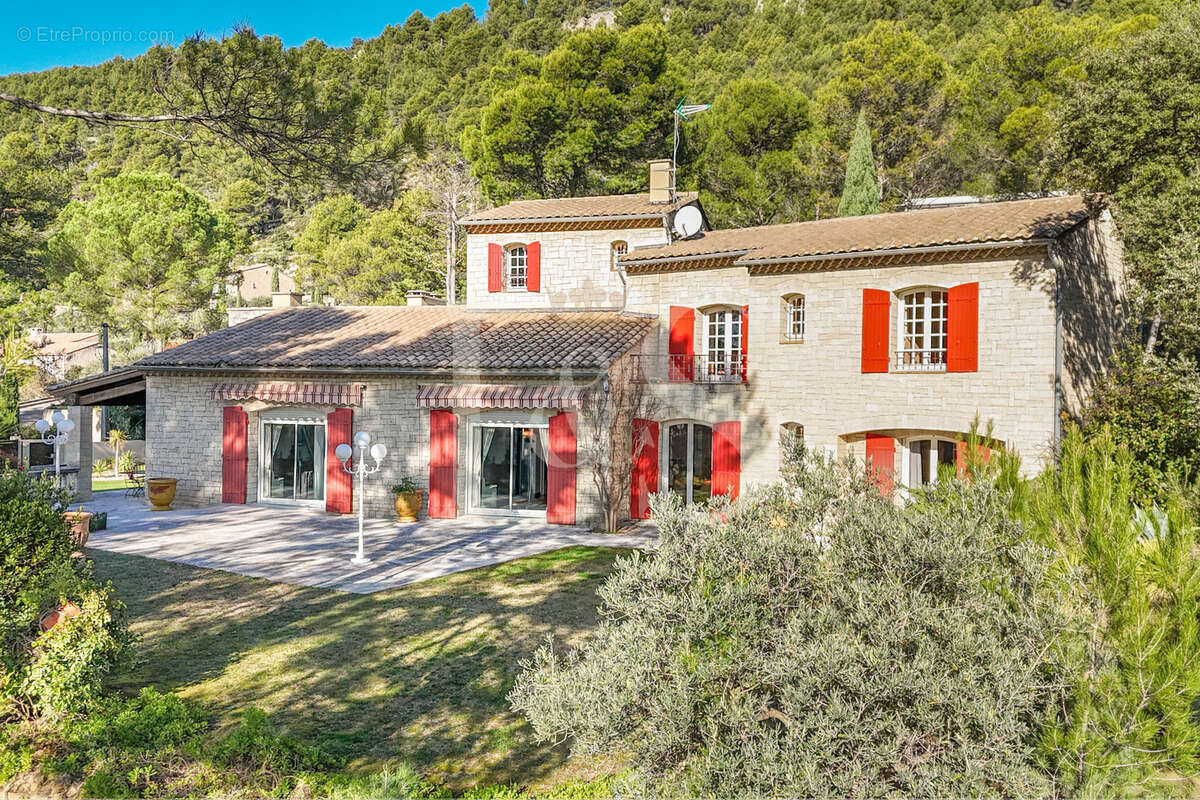 Maison à BEAUMES-DE-VENISE