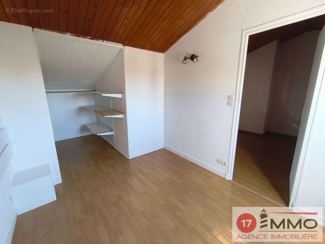 Maison à LA BREE-LES-BAINS