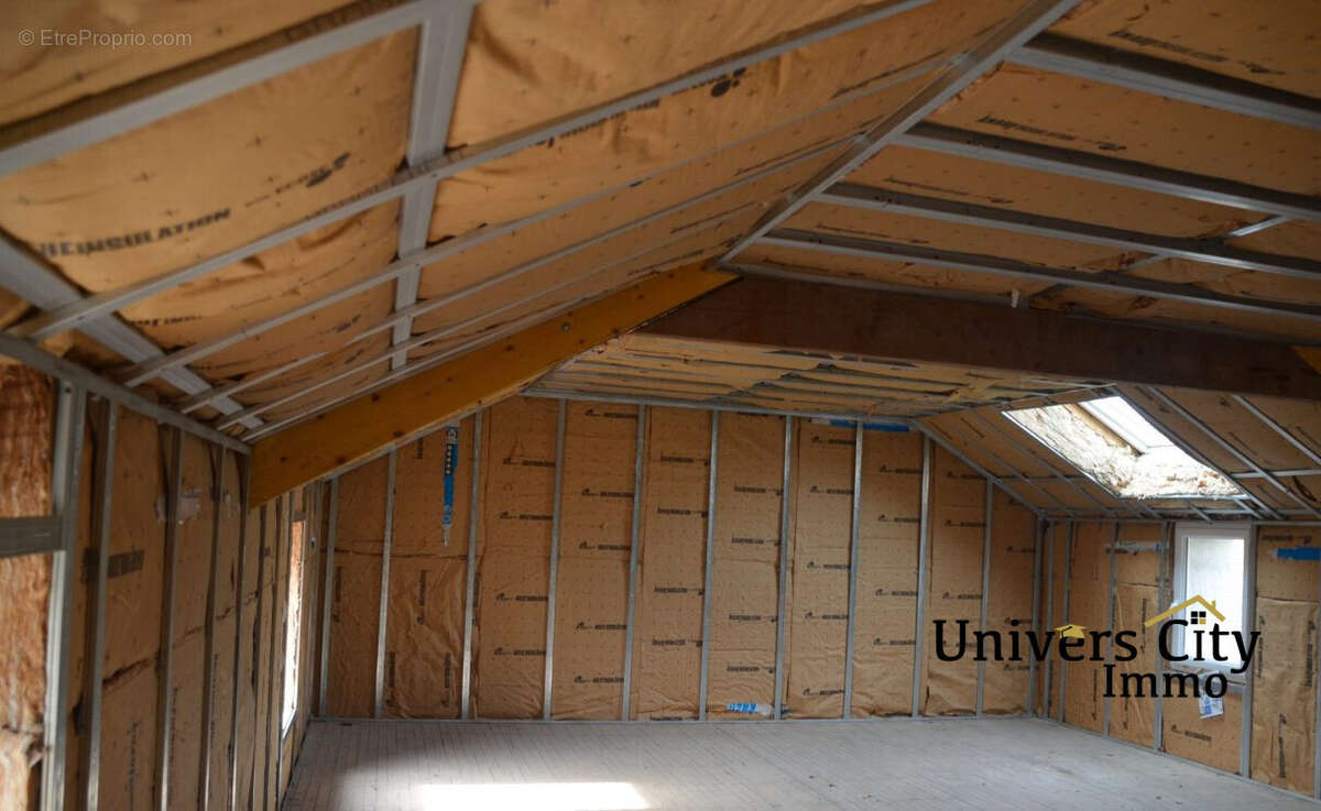 Maison à AIGREFEUILLE-SUR-MAINE