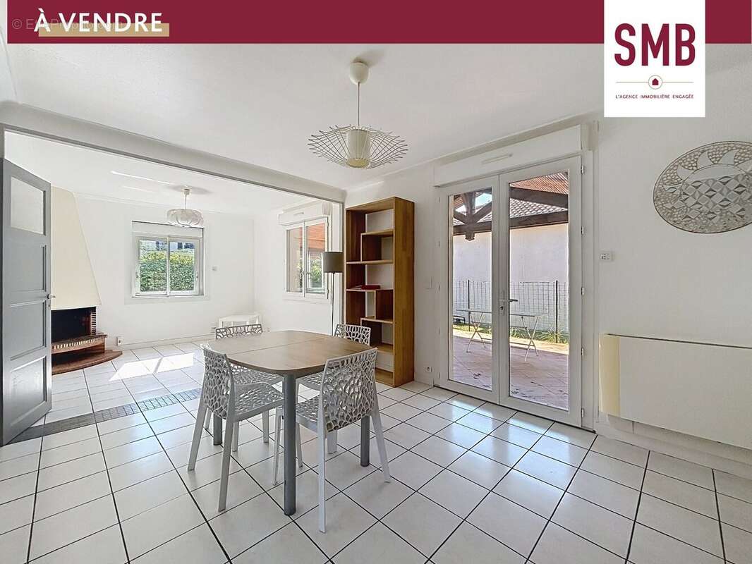 Maison 101 m² à Billere  - photo 4