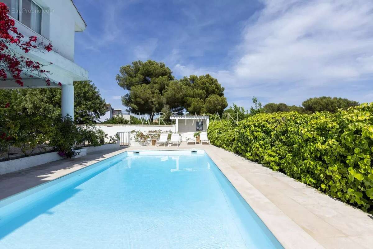 Maison à LES ISSAMBRES