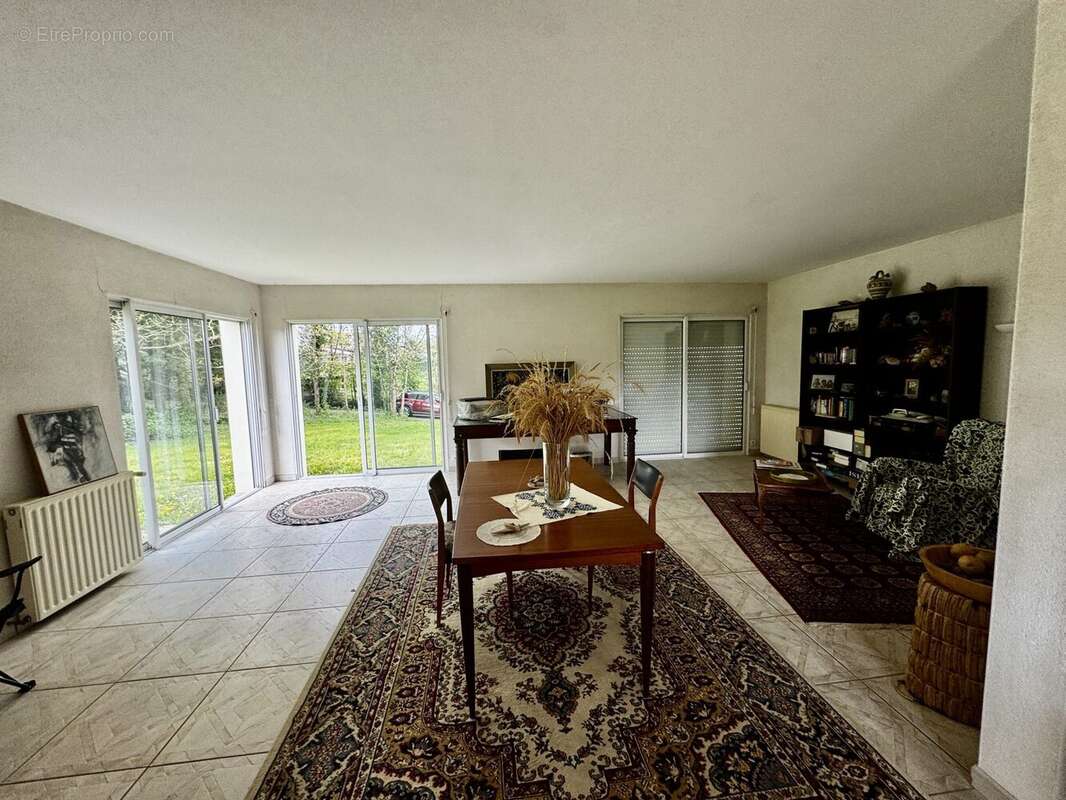 Maison à LE GIROUARD