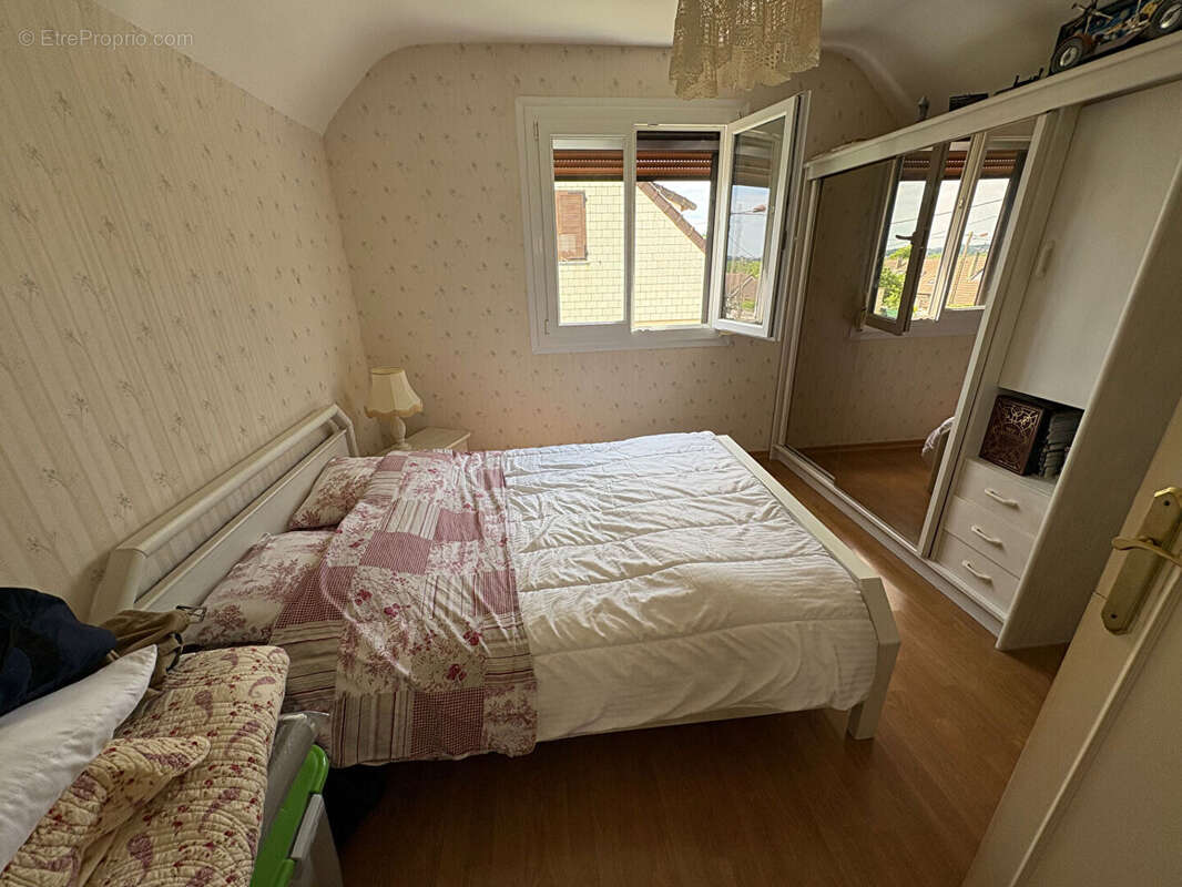 Maison à SAINT-QUENTIN