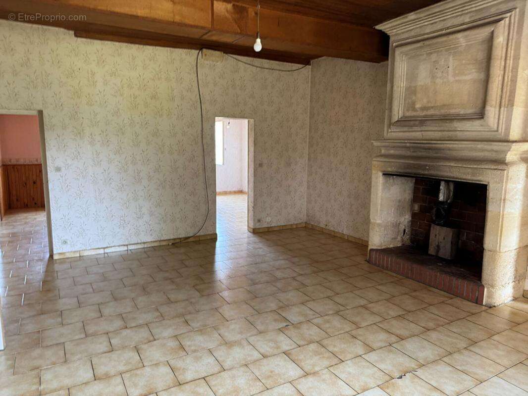 Maison à ESPIET