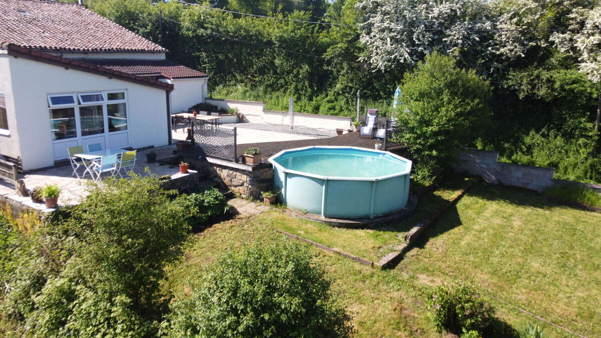 Maison à BUSSIERE-POITEVINE