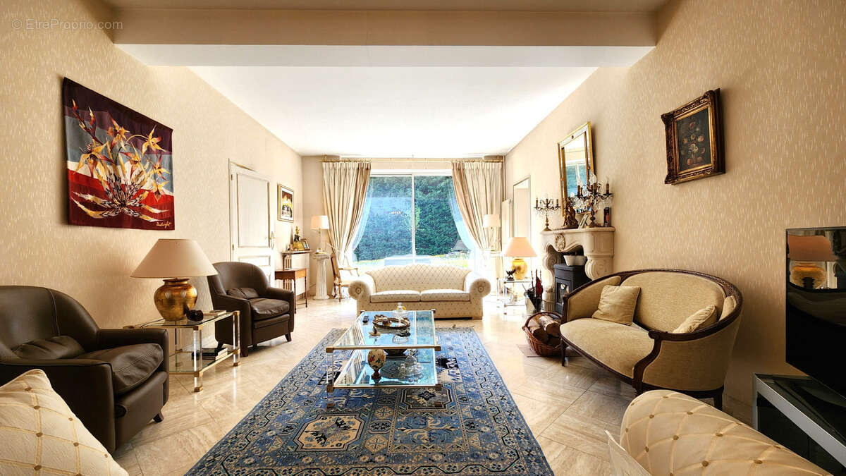 Maison à SAINT-ANDRE-DE-CUBZAC