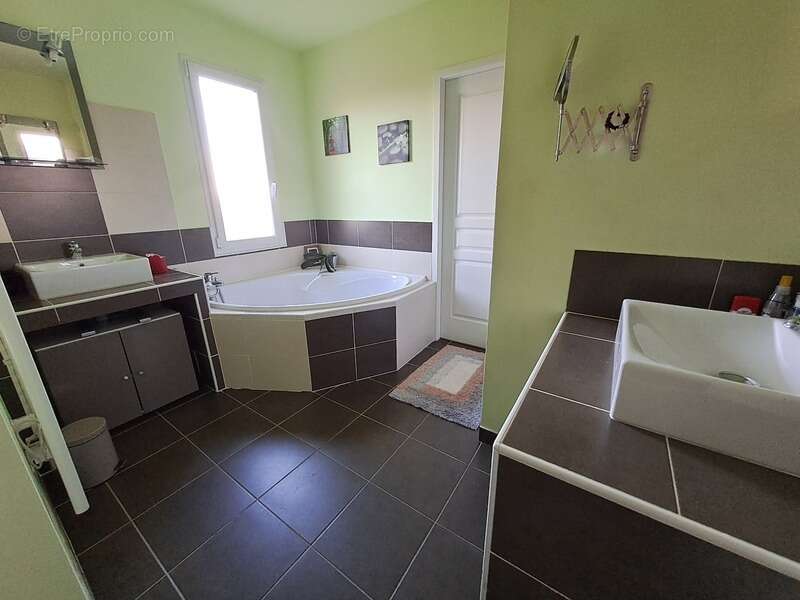 Maison à SAINT-SULPICE-ET-CAMEYRAC