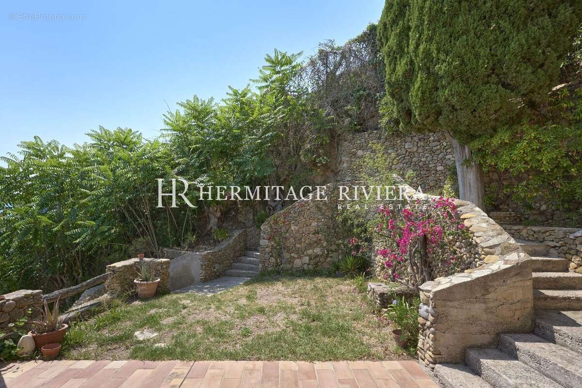 Maison à ROQUEBRUNE-CAP-MARTIN