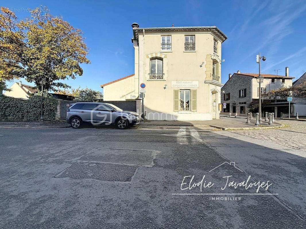 Commerce à CARRIERES-SUR-SEINE