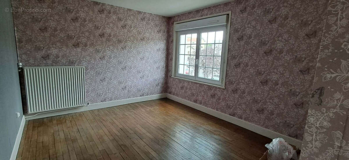 Maison 84 m² à Neufmanil  - photo 4