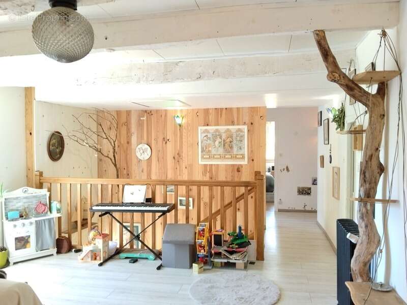 Maison à MALEVILLE
