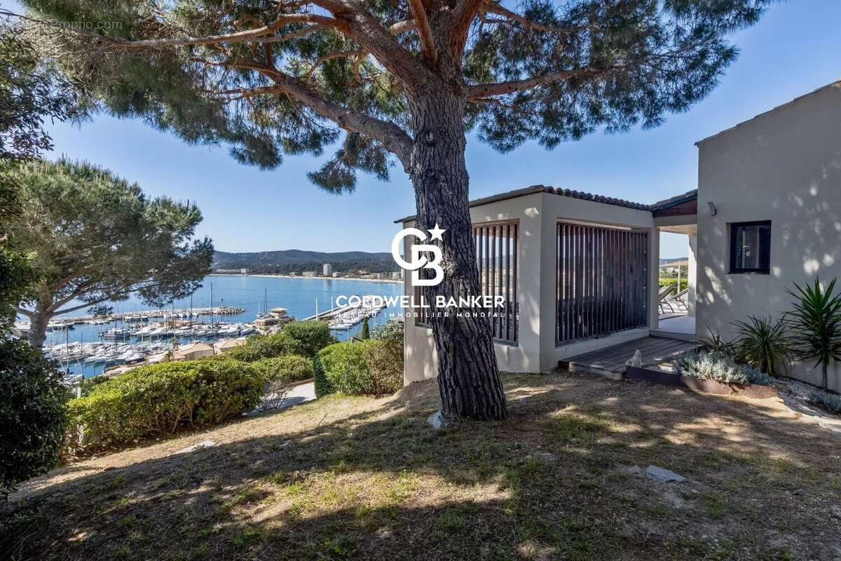 Maison à LE LAVANDOU