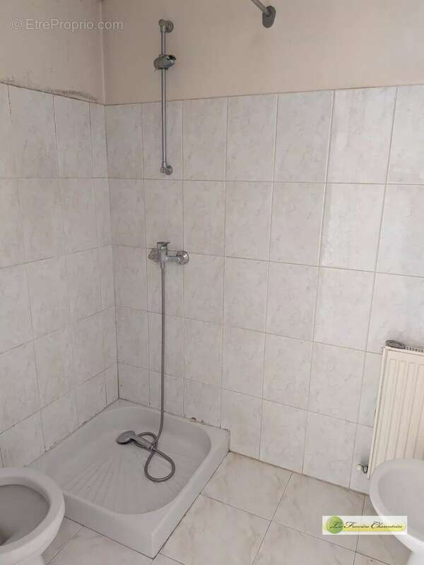 Maison 107 m² à Angouleme  - photo 9
