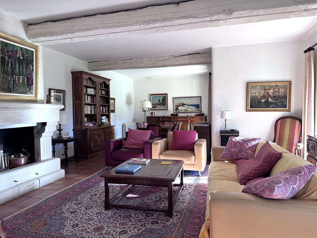 Maison à VILLENEUVE-LES-AVIGNON