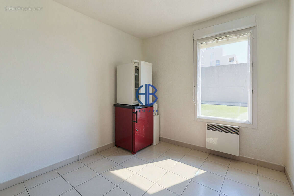 À VENDRE Superbe T4 de 82 m² avec terrasse, piscine et double stationnement ? Villefontaine, - photo 10
