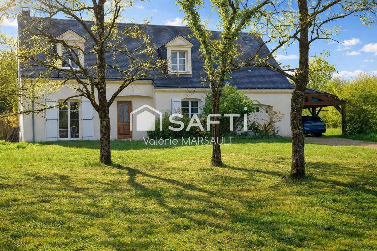 Photo 2 - Maison à SAINT-ETIENNE-DE-CHIGNY