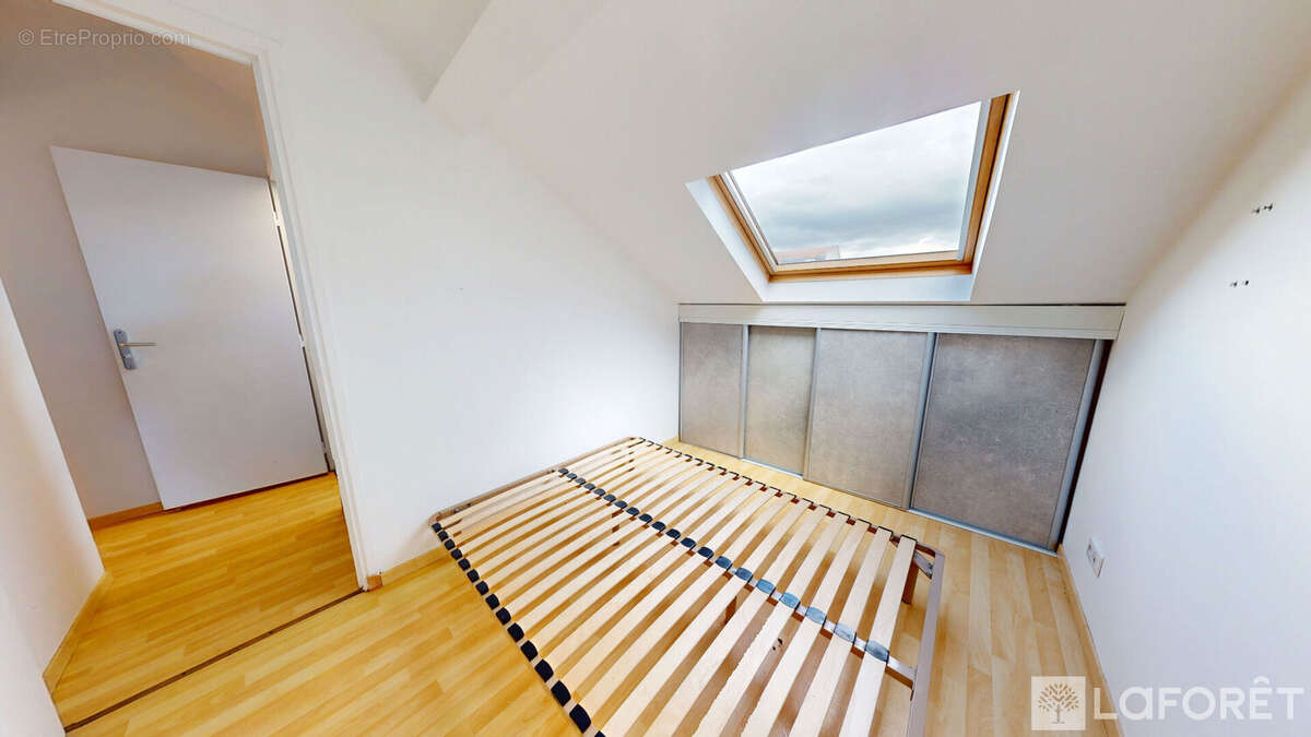Reims - secteur émile zola - duplex 48 m² avec terrasse - photo 7