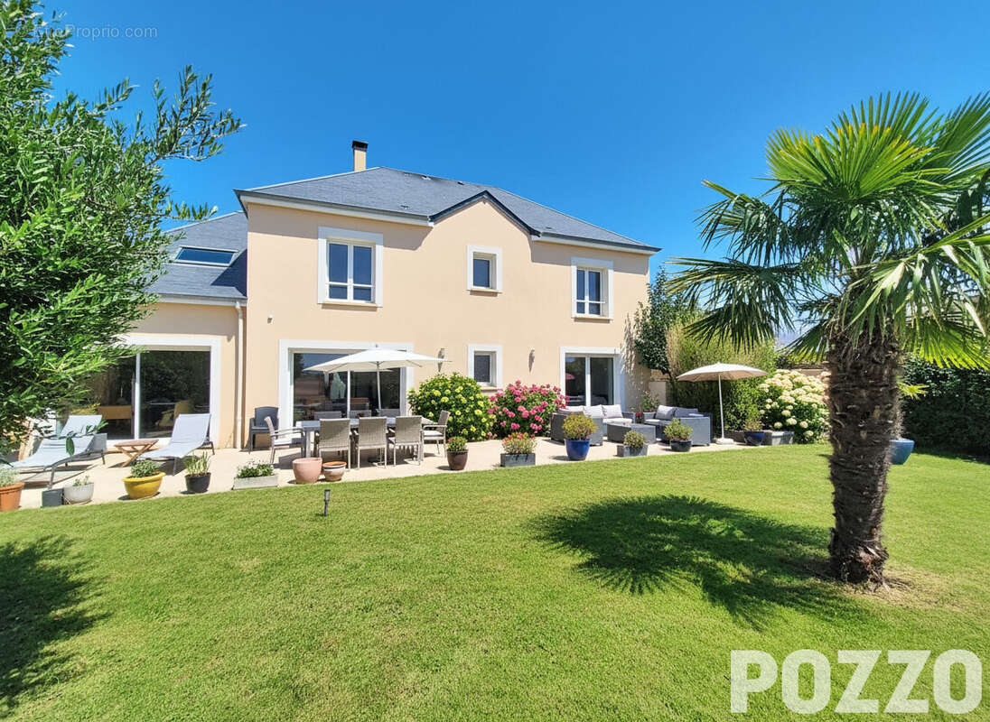 A vendre Maison recente de 8 pp située à Biéville Beuville 14112 - photo 2