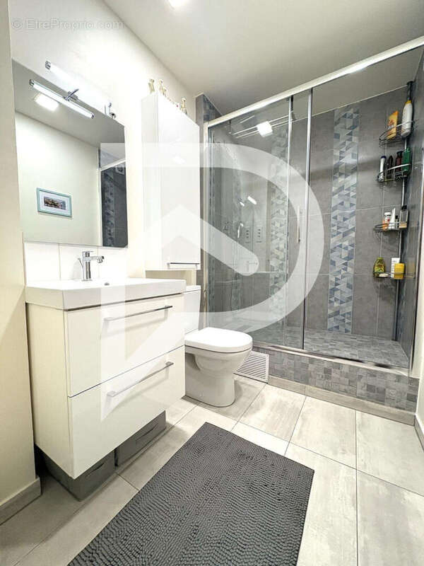 Appartement à SAINT-GRATIEN