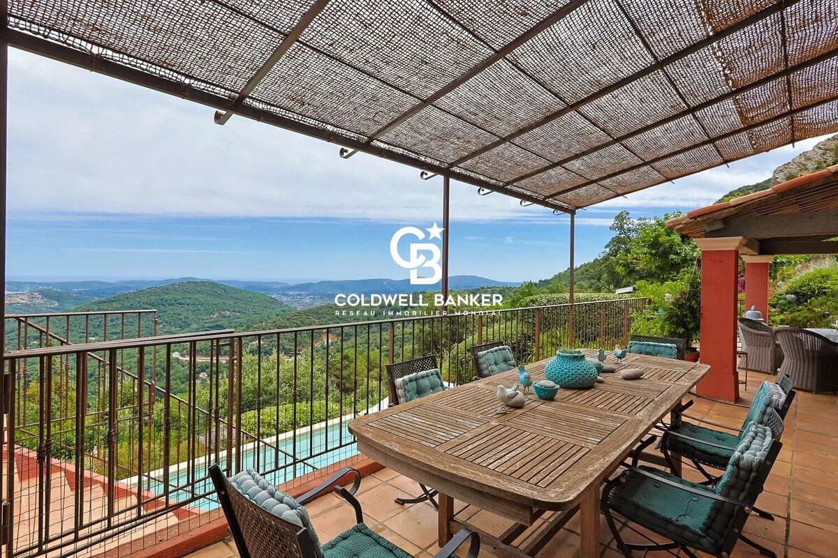 Confort, vue & authenticité et seulement 25 minutes de ST TROPEZ - photo 7