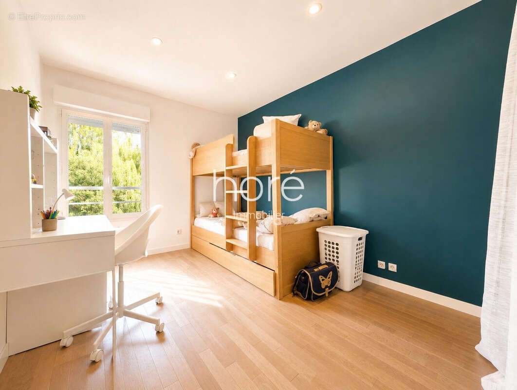 Appartement 74 m² à Osny  - photo 8
