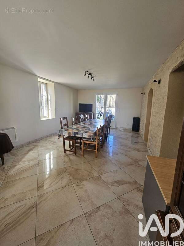 Photo 4 - Maison à XAMBES