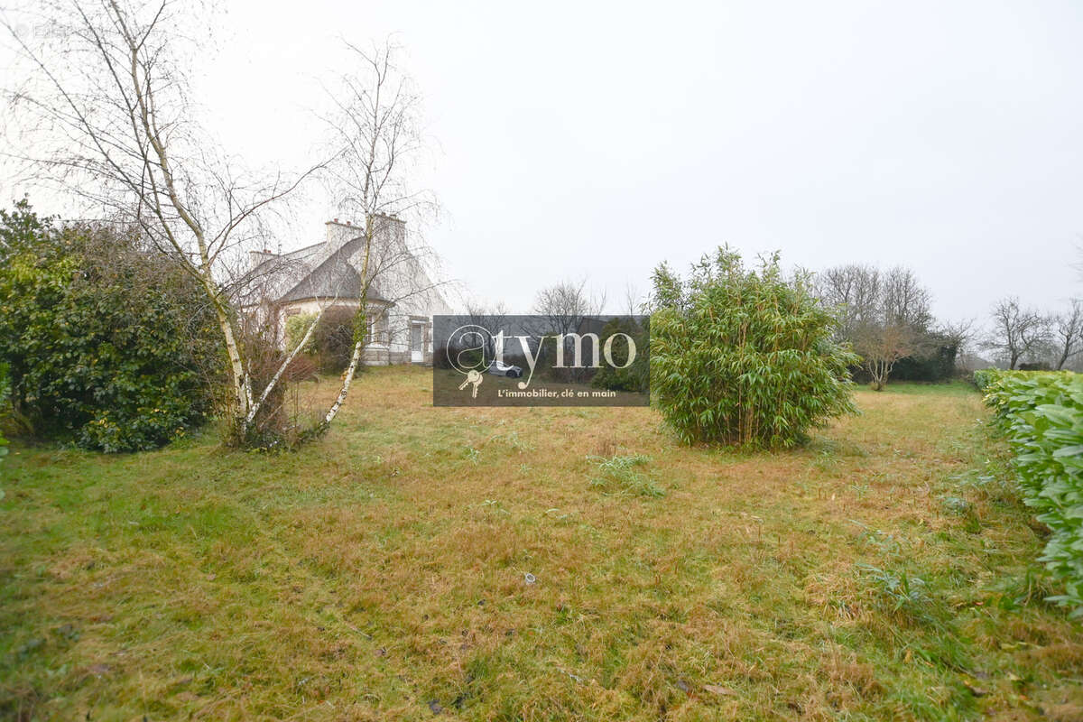 Maison à PLEYBER-CHRIST