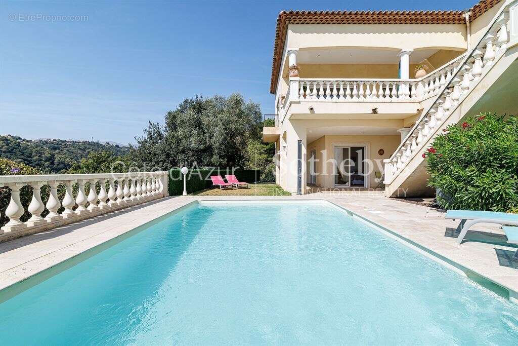 Maison à CAGNES-SUR-MER