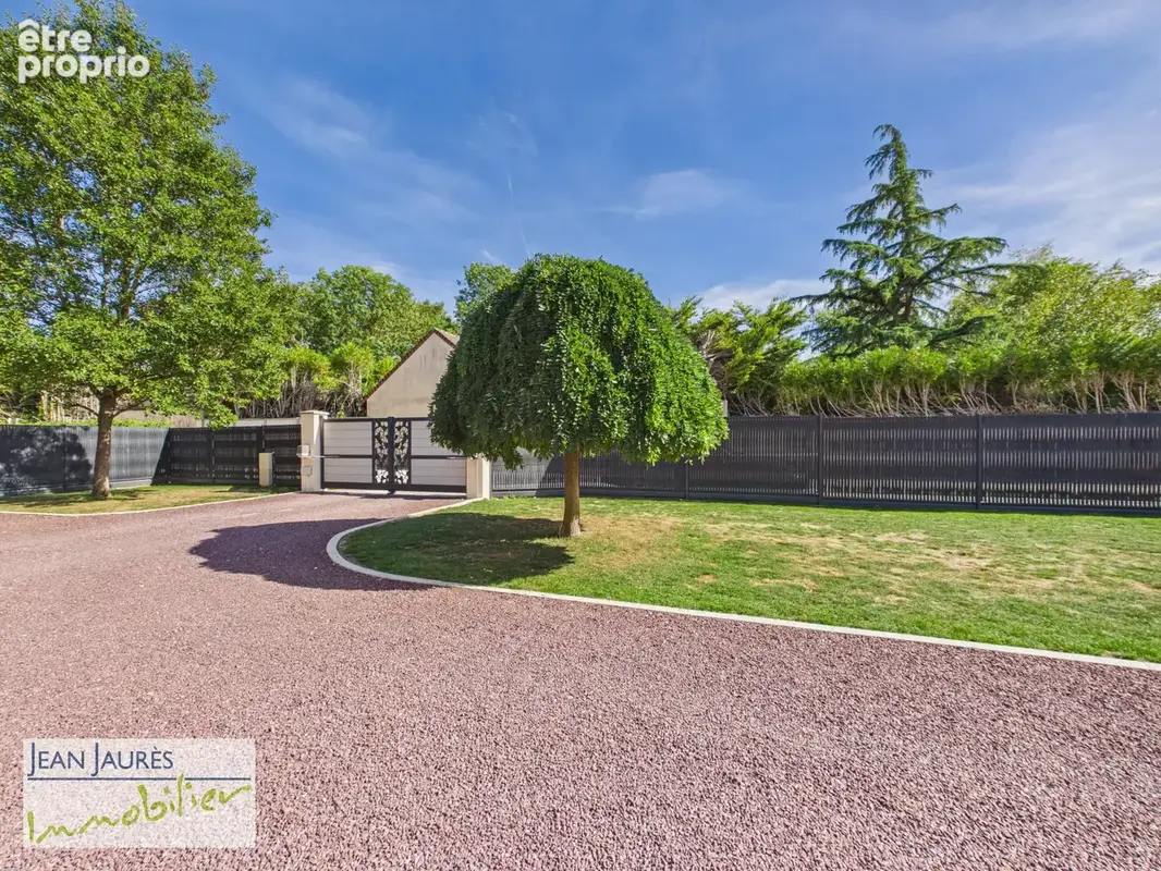 Maison Familiale à Troyes de 199m2 ! - photo 4