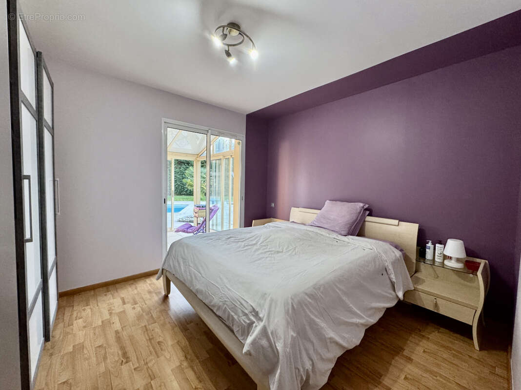 Maison à SAINT-ETIENNE-DE-FOUGERES