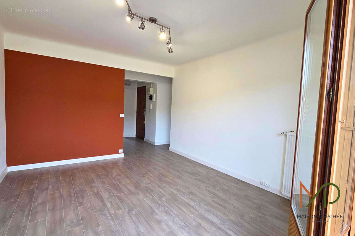 Appartement Draguignan 2 pièce(s) 48 m2 - photo 2