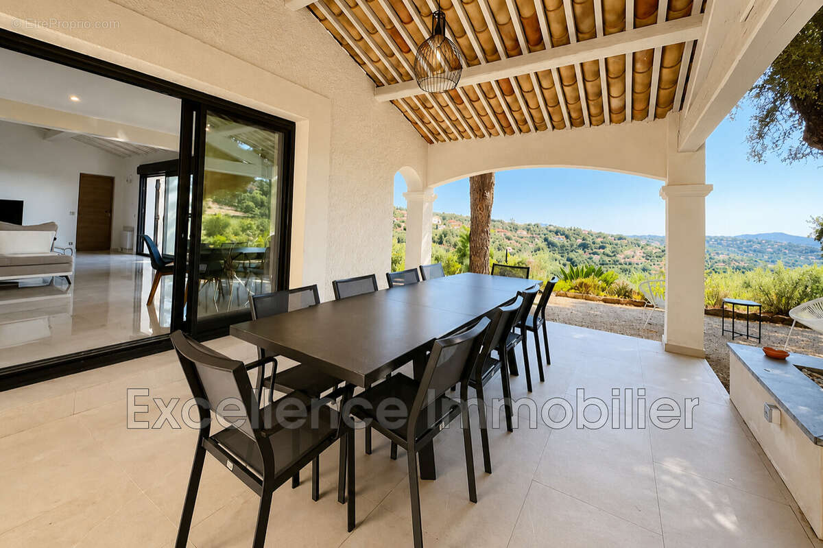 Maison 235 m² à Sainte-Maxime  - photo 7